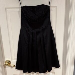 Elegant Strapless Satin Black Dress